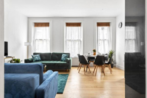 Central London- Sleeps 8 - 65sq meters